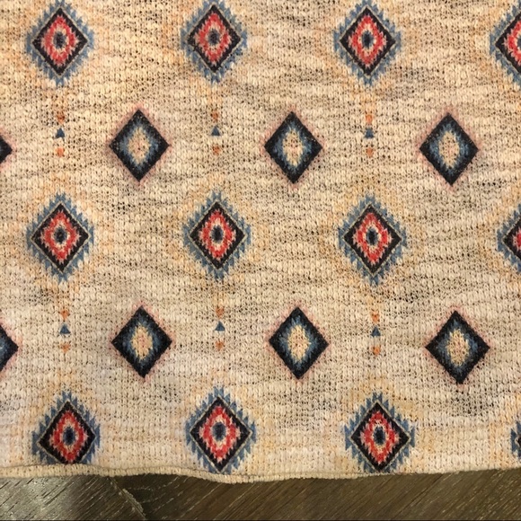 Ginger G Boho Tribal Print Lightweight Sweater LG - Picture 6 of 7